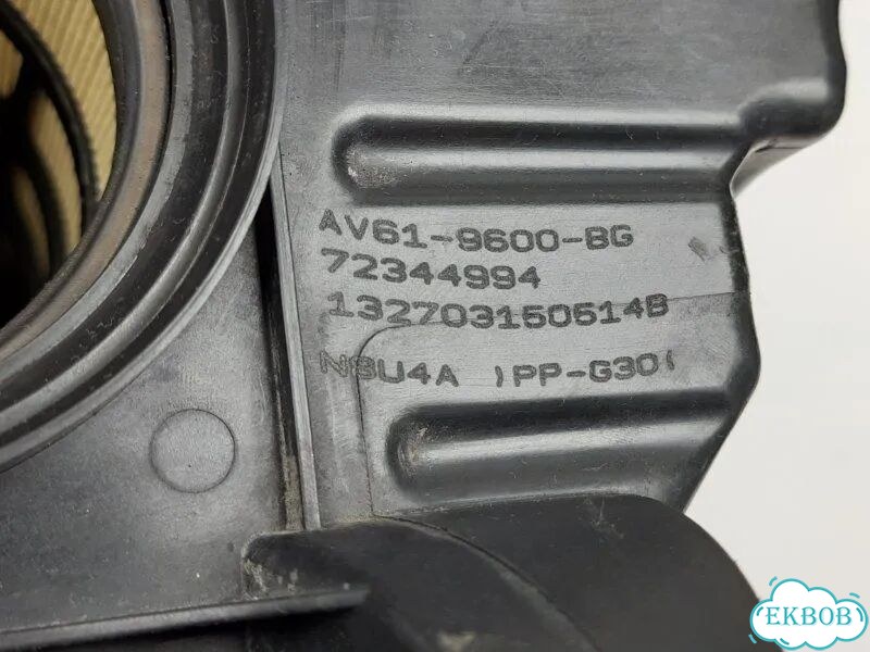 Корпус воздушного фильтра Ford Focus 3 хэтчбек фото 10