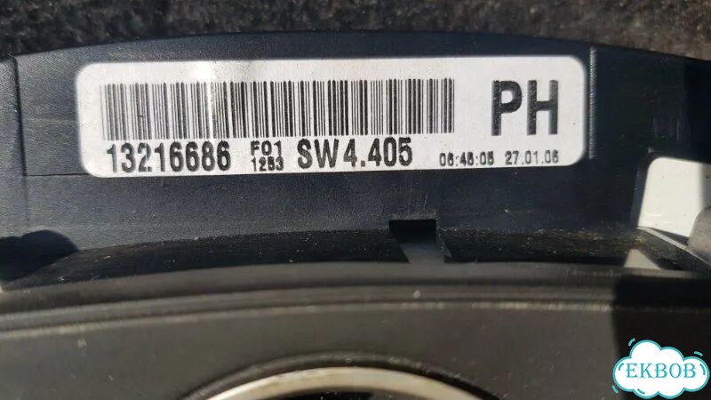 Панель приборов Opel Astra H хэтчбек Z16XEP 2006 фото 3