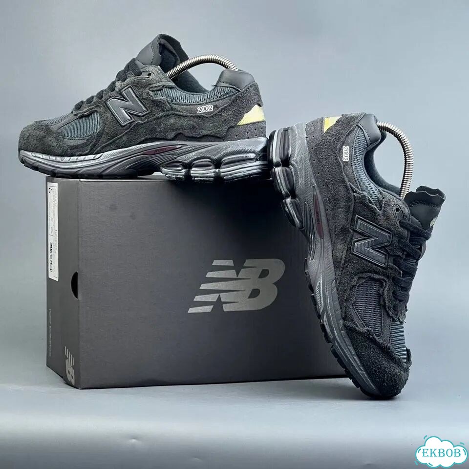 New Balance 2002R Black фото 1