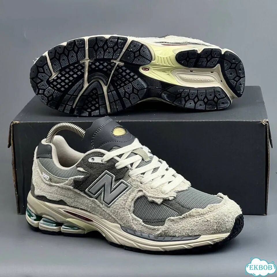 New Balance 2002R Grey Beige фото 6