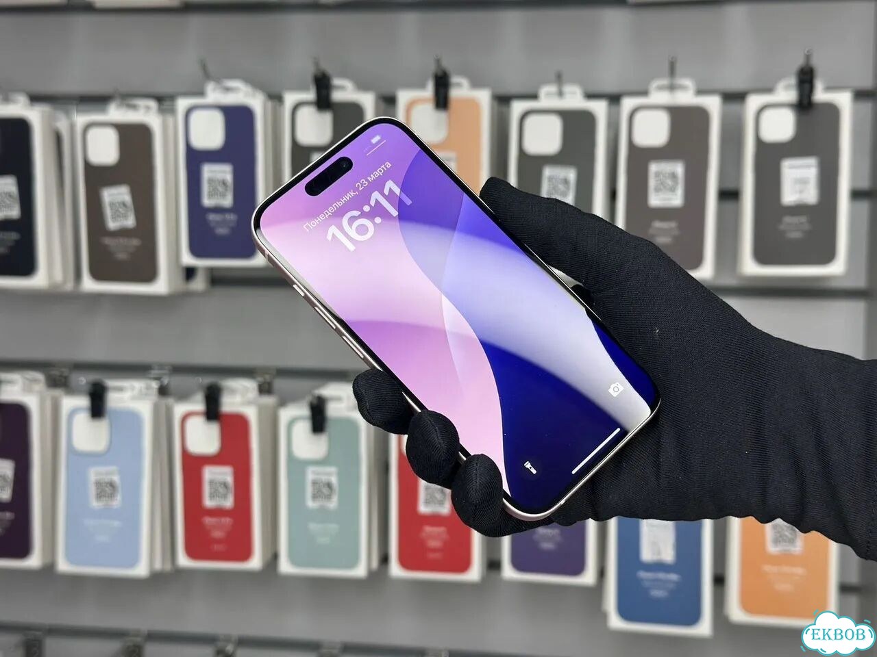 iPhone 15, 128 ГБ, SIM + eSIM фото 2