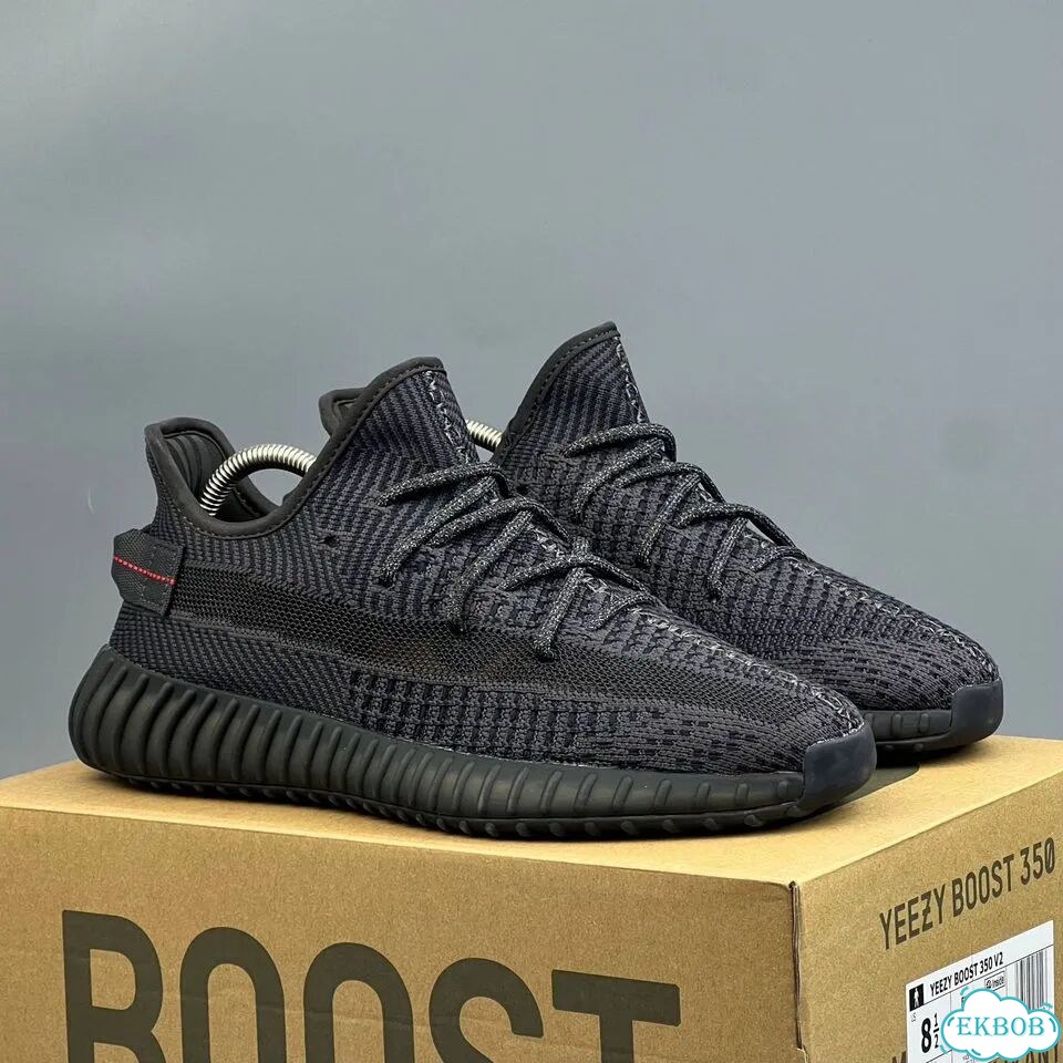 Adidas Yeezy Boost 350 V2 Black фото 7