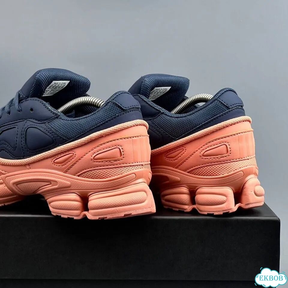 Adidas Raf Simons Ozweego Pink Blue фото 2