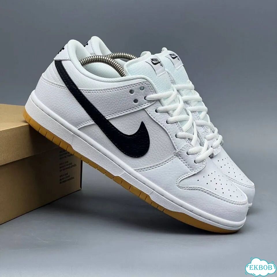 Nike Dunk SB Low Pro QS Black White фото 1