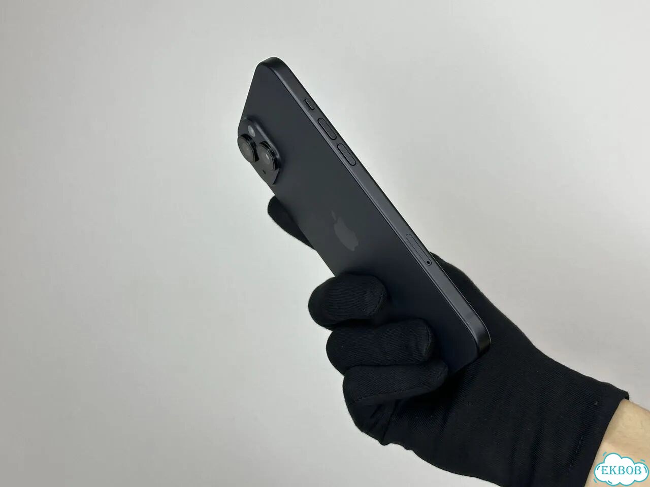 iPhone 15, 128 ГБ, SIM + eSIM фото 3