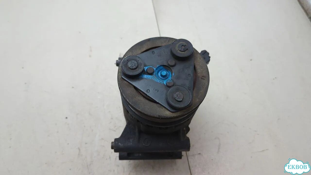 Компрессор кондиционера Land Rover Freelander 2 фото 3