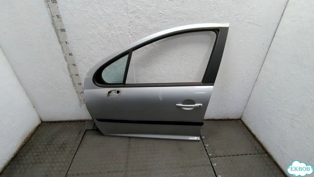 Дверь боковая левая передняя Peugeot 207 фото 1