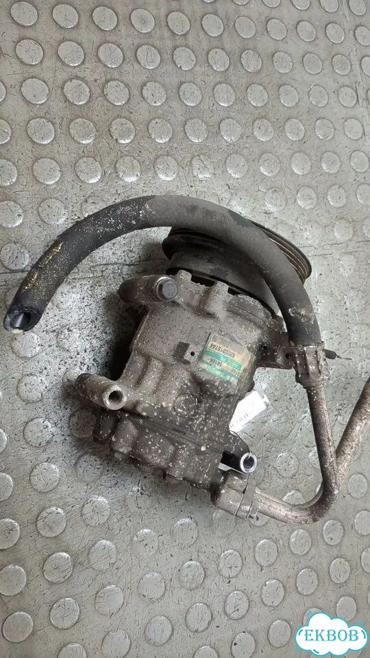 Компрессор кондиционера Renault Clio фото 1