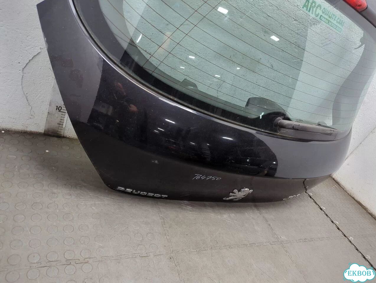 Крышка багажника Peugeot 308 фото 5