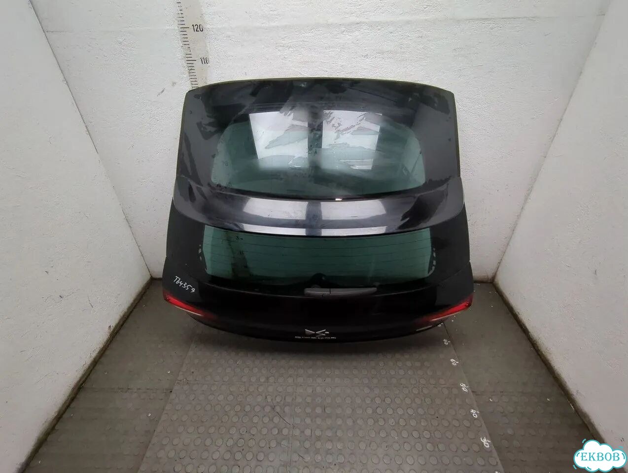 Крышка багажника Citroen DS5 фото 1