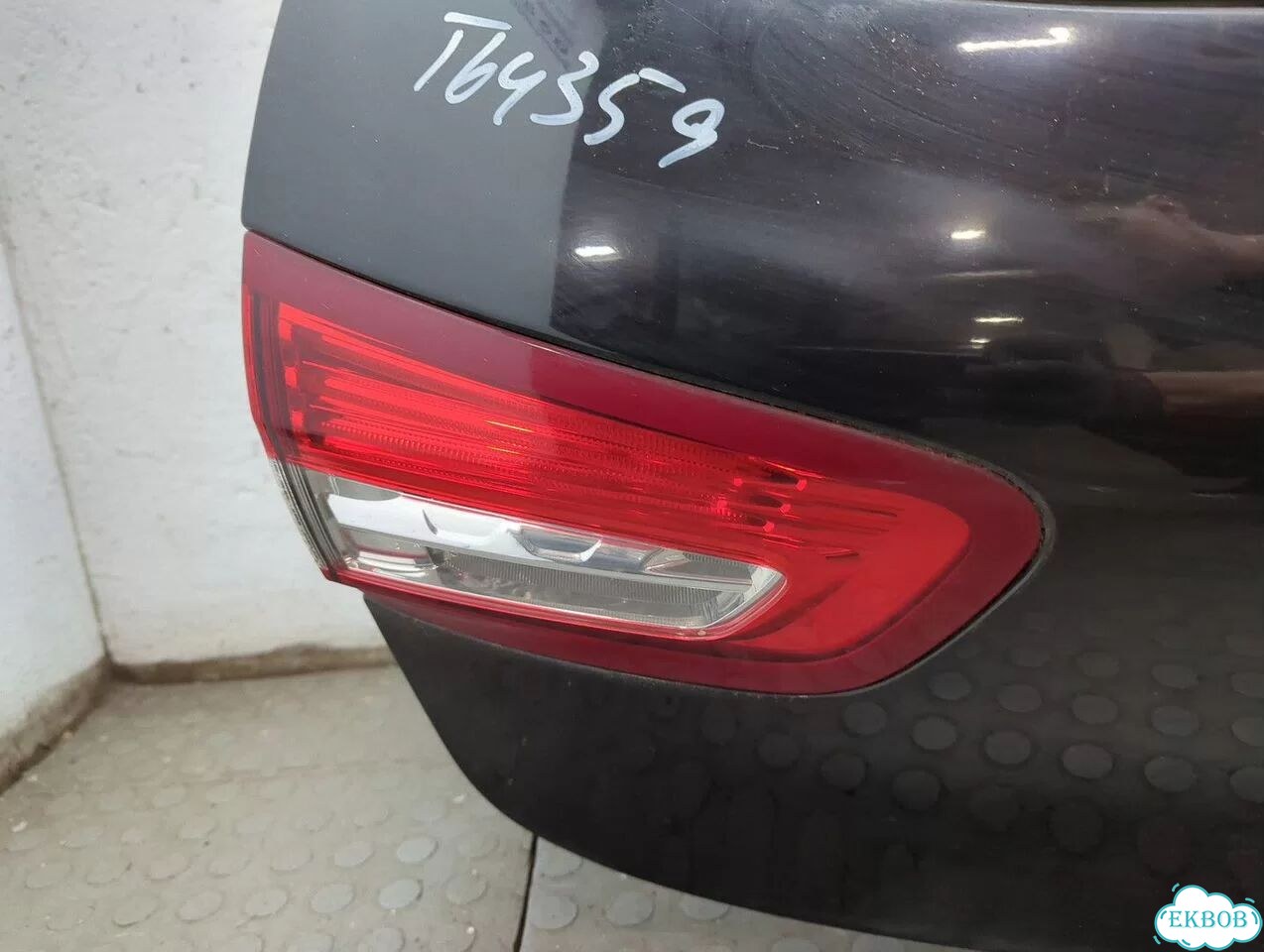 Крышка багажника Citroen DS5 фото 5