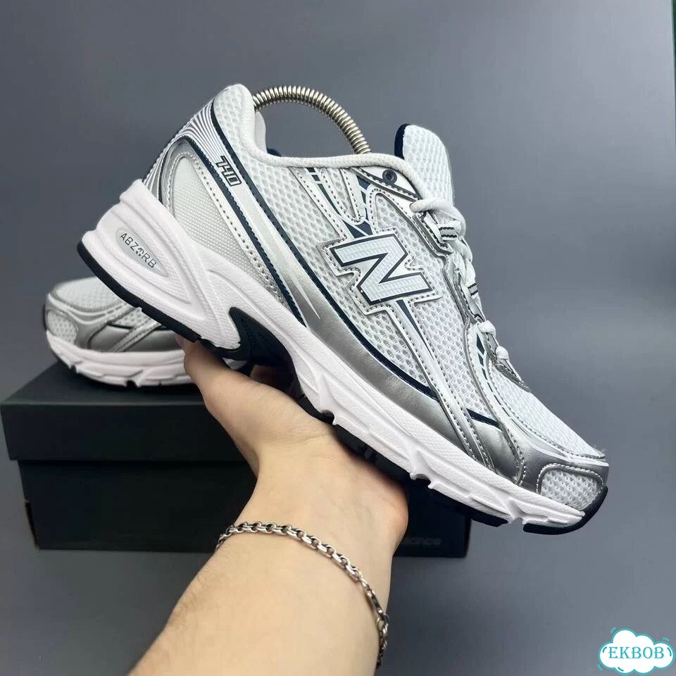 New Balance 740 White Silver фото 1