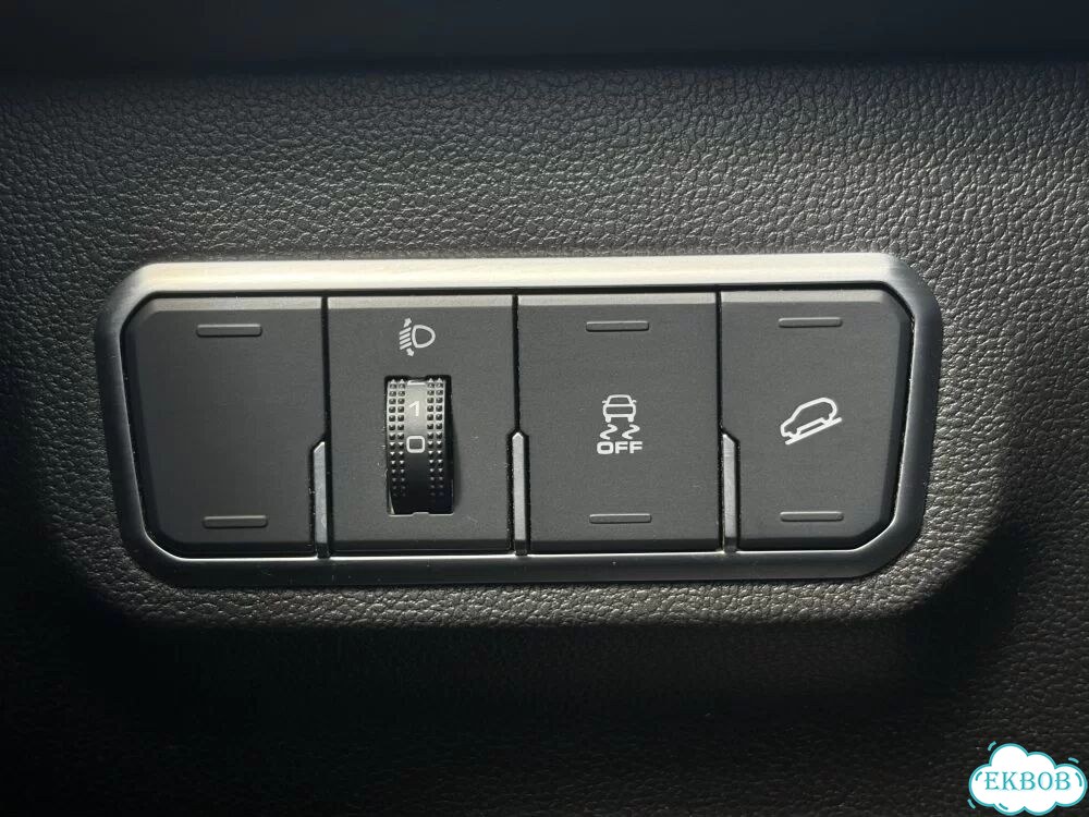 HAVAL M6 1.5 MT, 2024, 38 656 км фото 19