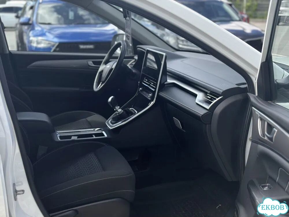HAVAL M6 1.5 MT, 2024, 38 656 км фото 23