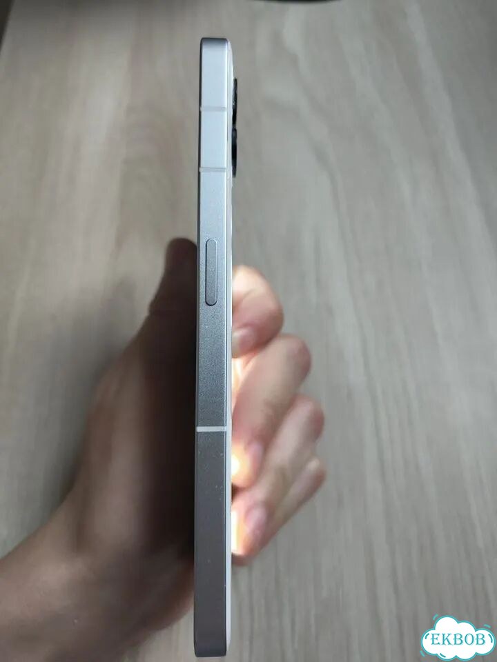 Nothing Phone 2, 12/256 ГБ, 2 SIM фото 4