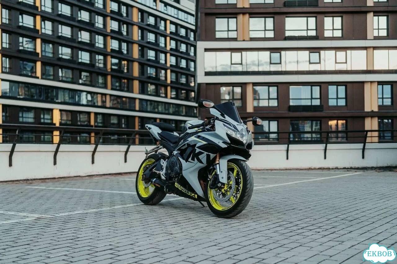 Suzuki GSX-R 600, 2008, 72 000 км фото 2