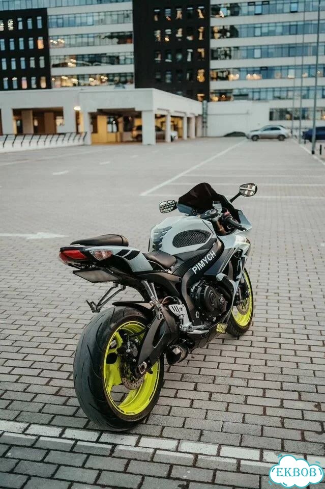 Suzuki GSX-R 600, 2008, 72 000 км фото 3