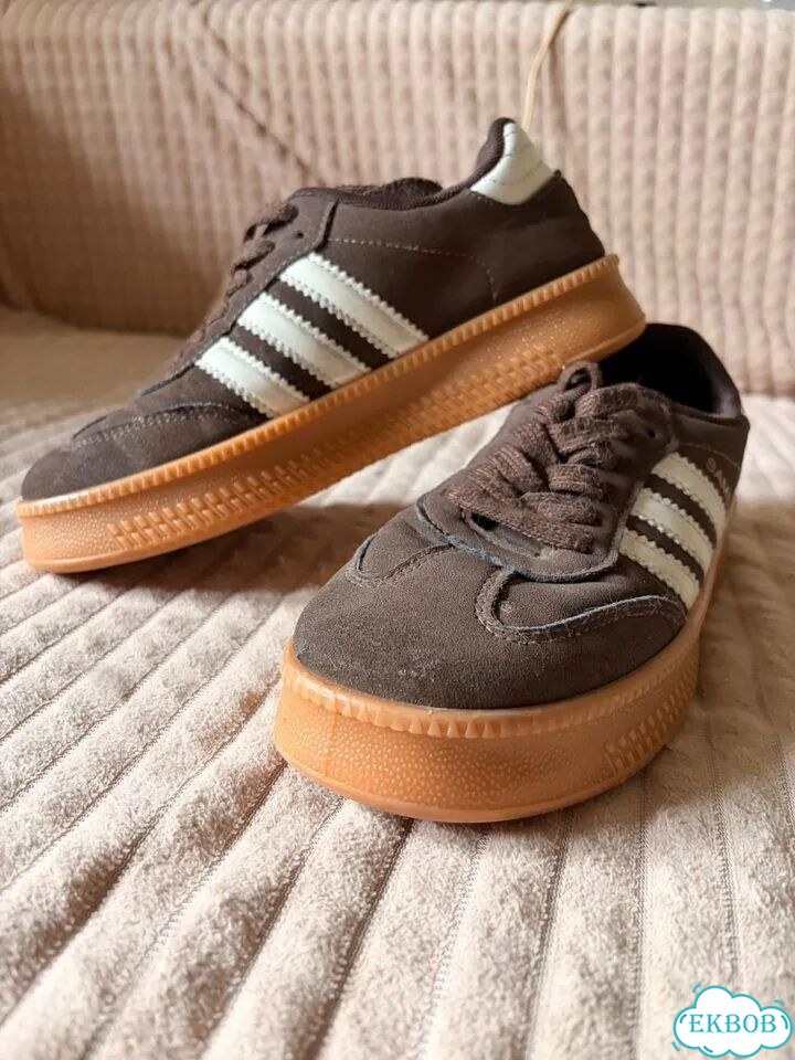 Кроссовки adidas фото 1