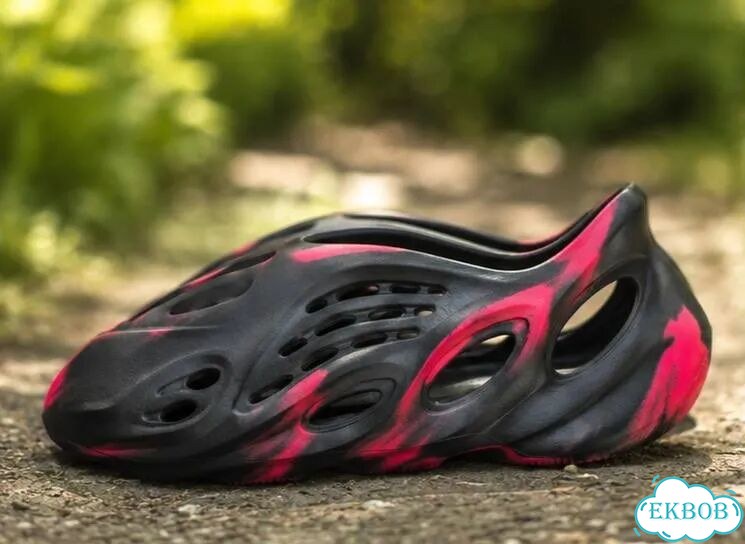 Adidas Yeezy foam runner фото 1