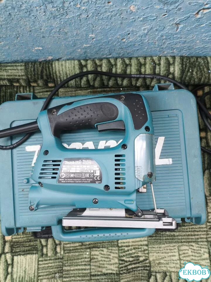 Электролобзик Makita 4329 фото 2