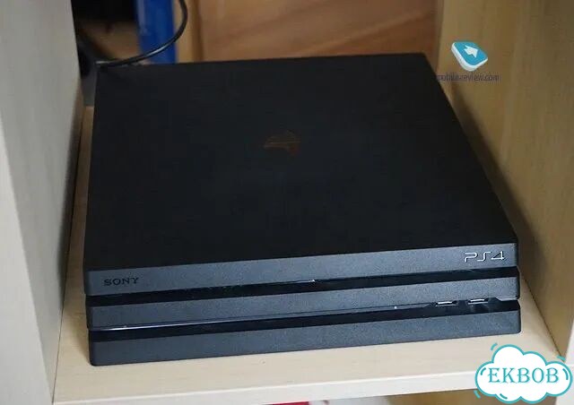Sony PlayStation 4 Pro 1TB фото 1