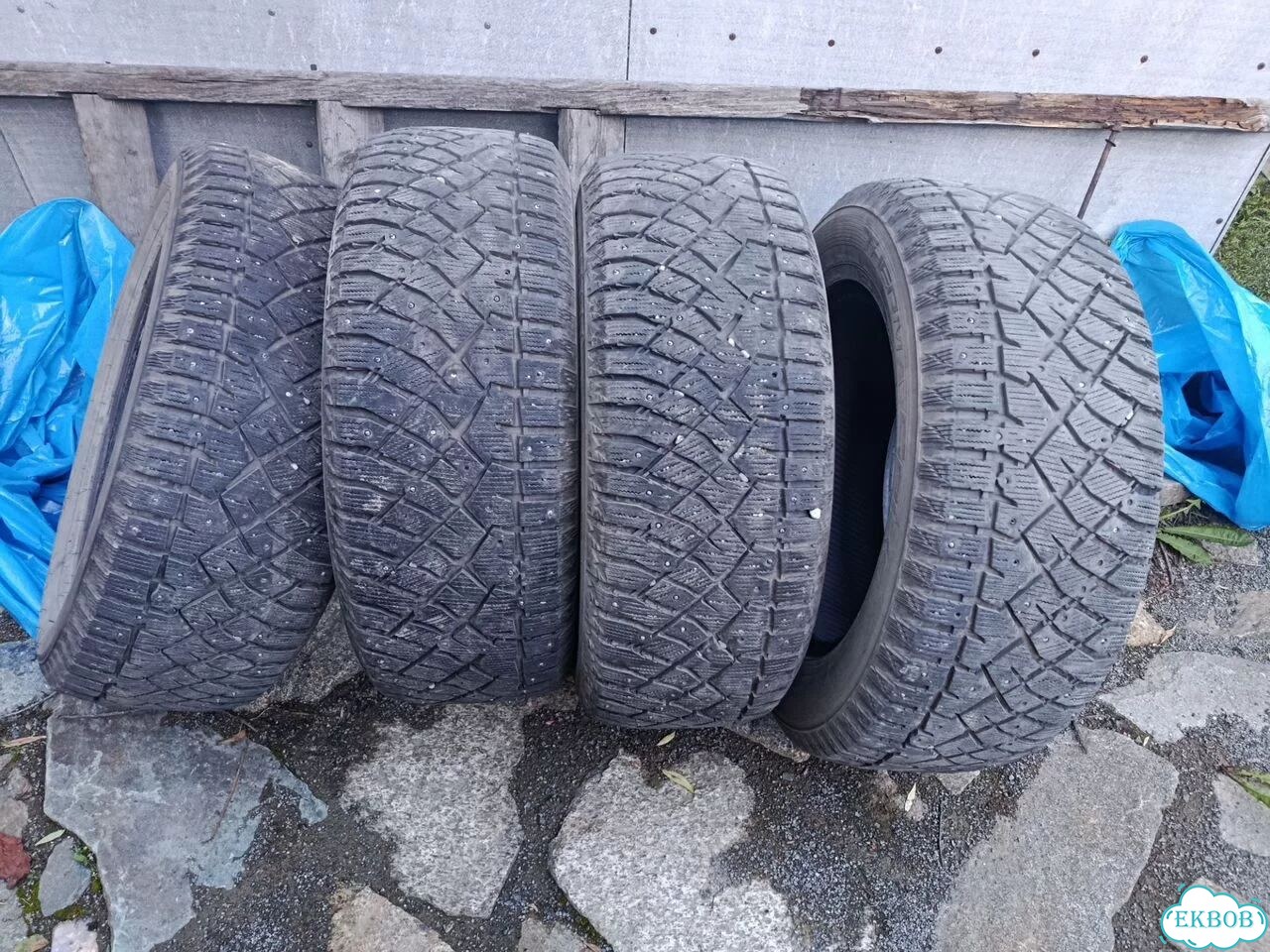 Nitto Therma Spike 265/60 R18 114T фото 1