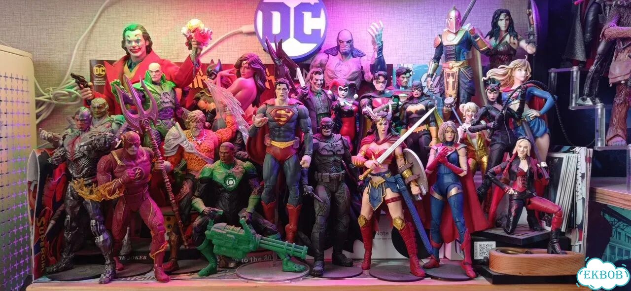 Фигурки DC McFarlane, Play Arts Kai, Bandai фото 1