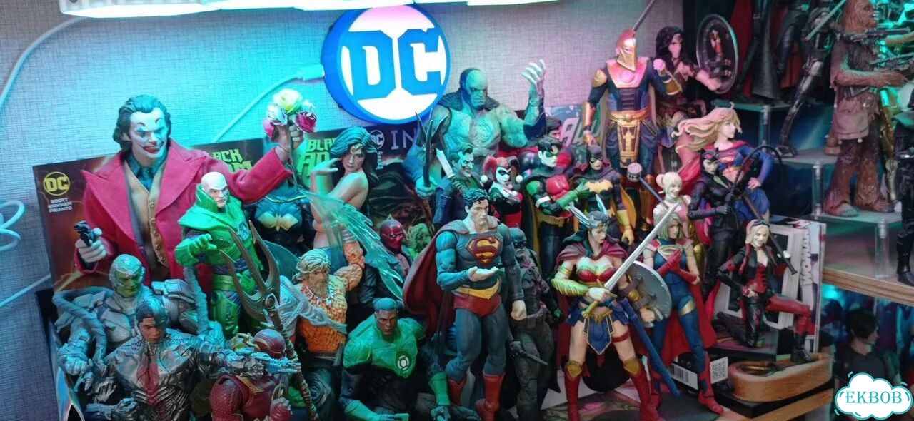 Фигурки DC McFarlane, Play Arts Kai, Bandai фото 3