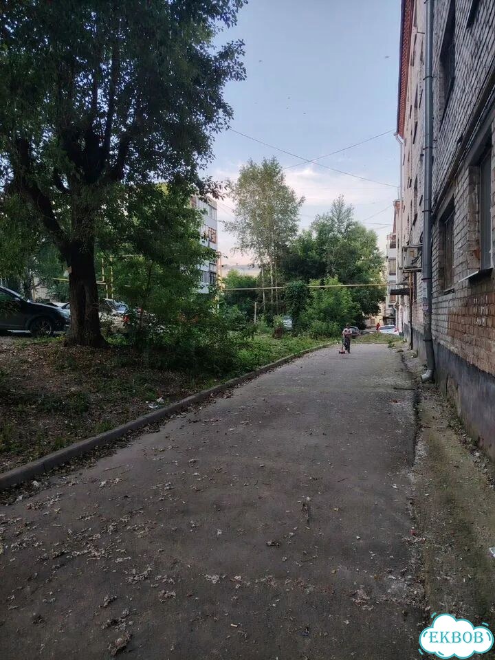 Комната в 5-к., 2/4 эт. фото 1