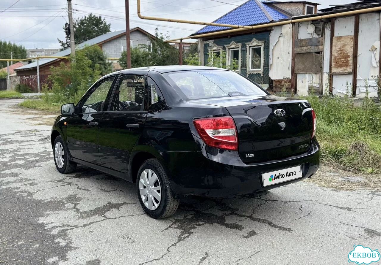 ВАЗ (LADA) Granta 1.6 MT, 2012, 60 150 км фото 2