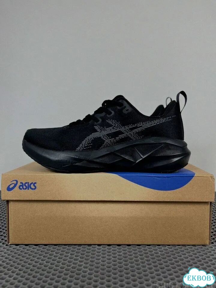 Кроссовки Asics беговые фото 1