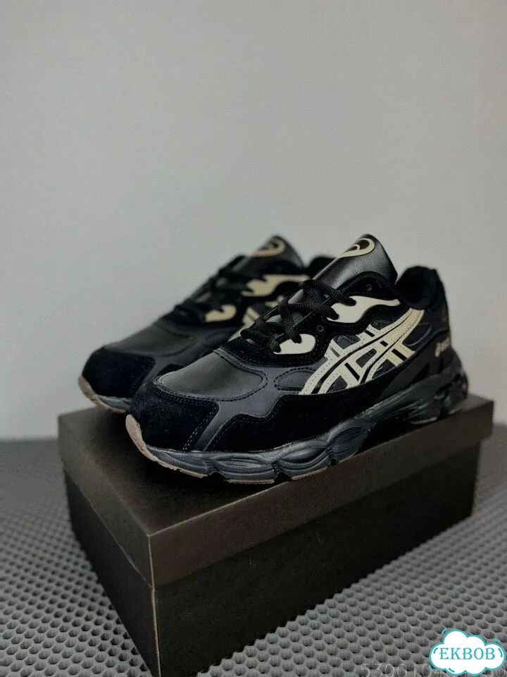Кроссовки Asics фото 4