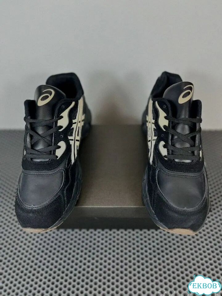 Кроссовки Asics фото 5