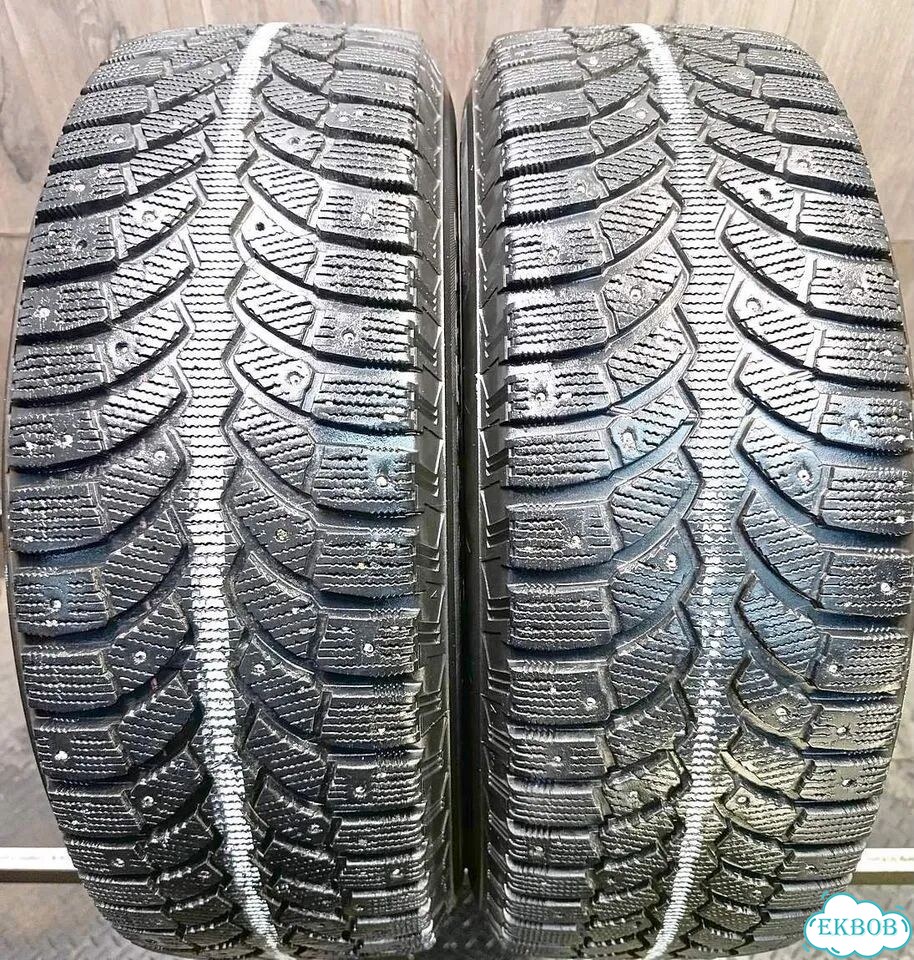 Bridgestone Blizzak Spike-01 215/65 R16 98H фото 1