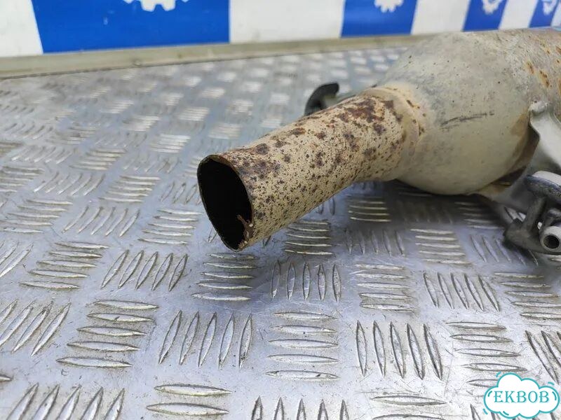 Резонатор Toyota Corolla 9 E120 1.6 3zzfe 110 Л.С фото 3