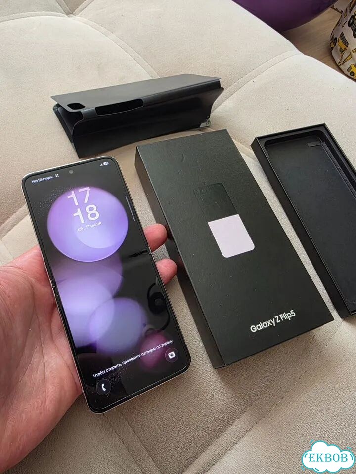 Samsung Galaxy Z Flip5, 8/256 ГБ, SIM + eSIM фото 6