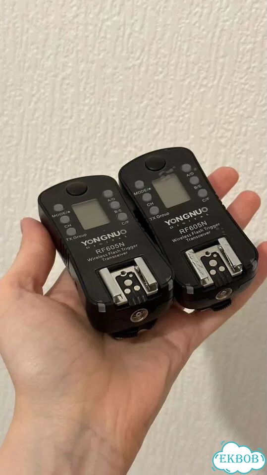 Вспышка камеры Speedlite YN560 III и стойки фото 3