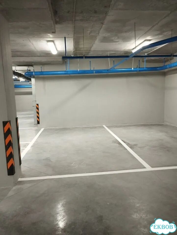 Машиноместо, 15 м² фото 1