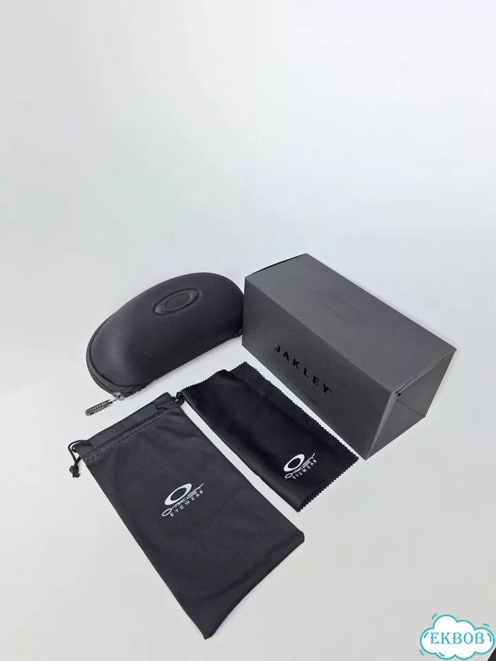Очки детские Oakley спортивные фото 10