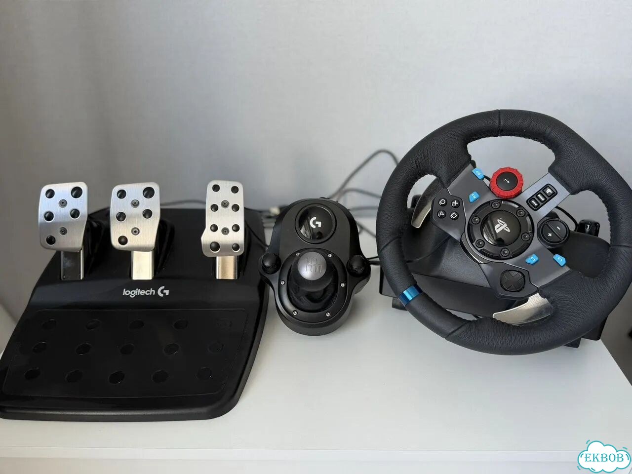 Игровой руль Logitech g29 + шифтер (МКПП ) фото 1