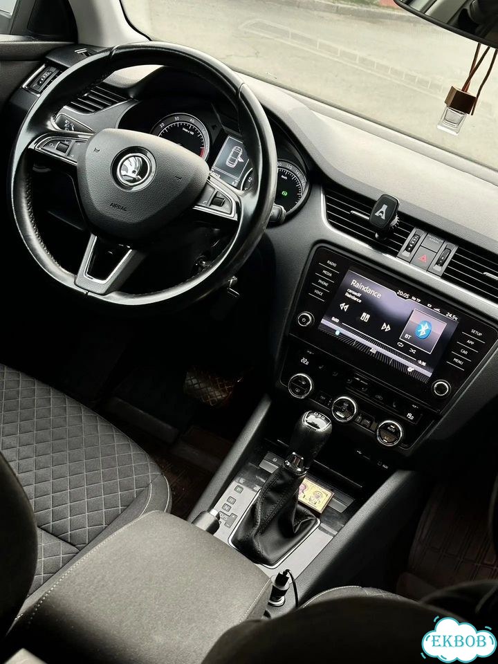 Skoda Octavia 1.4 AMT, 2017, 143 750 км фото 18