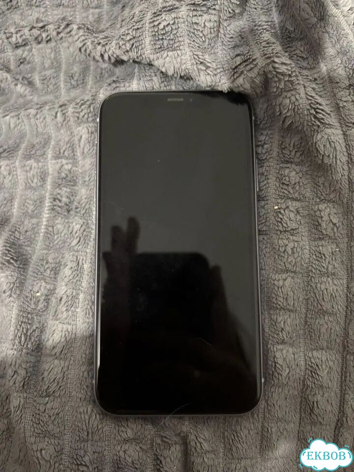 iPhone 11, 128 ГБ, SIM + eSIM фото 1