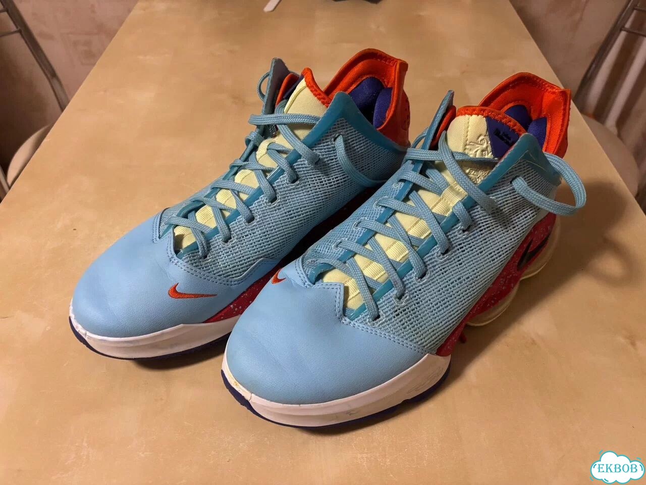 Баскетбольные кроссовки nike LeBron 19 low фото 1