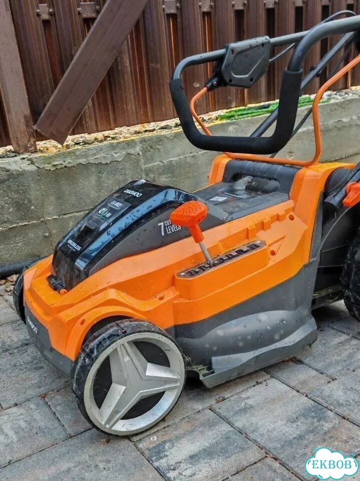 Аккумуляторная газонокосилка daewoo 4042li фото 2
