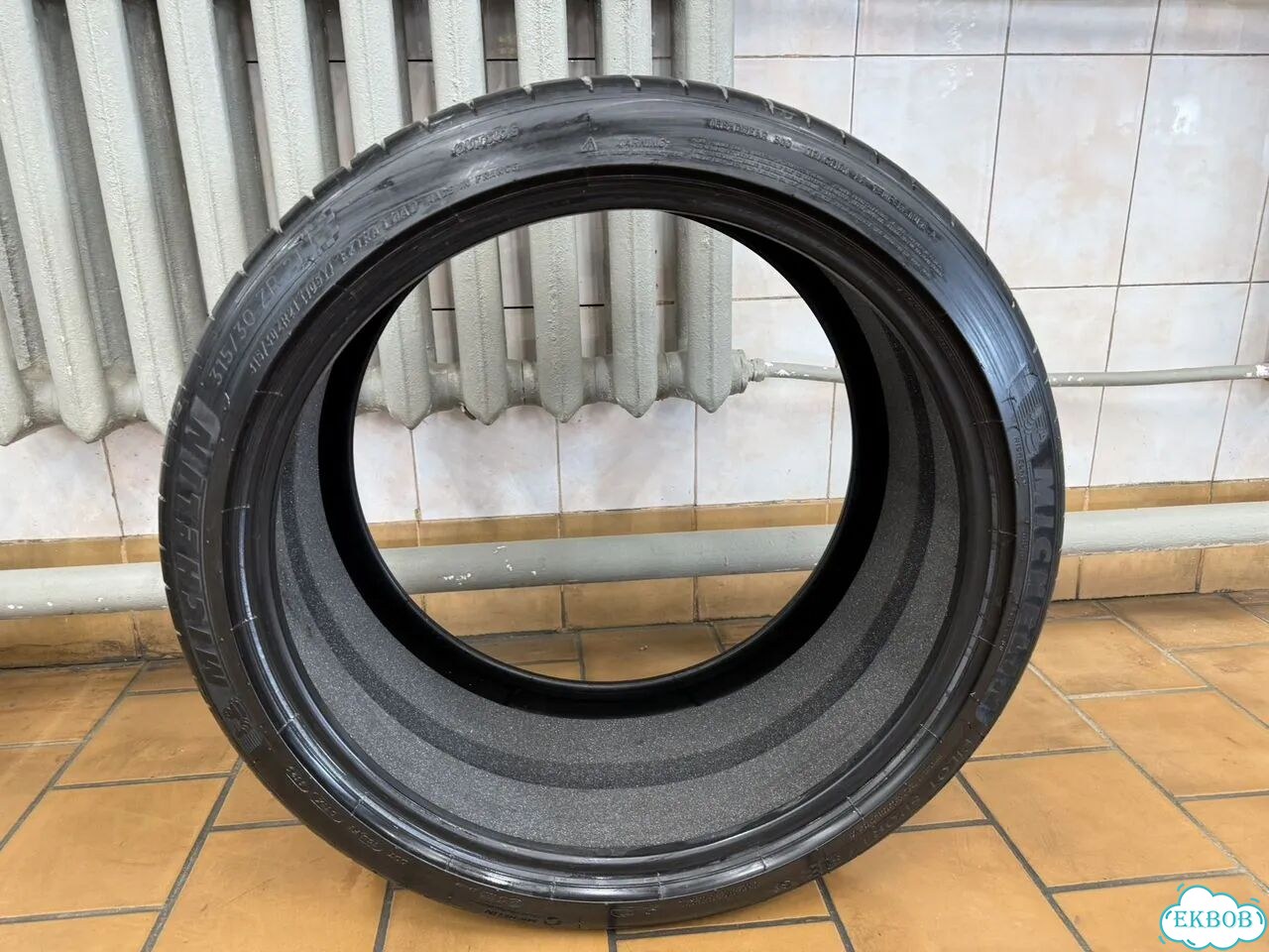 MICHELIN Pilot Sport 4 S Acoustic 275/35 R21 и 315/30 R21 105Y фото 2