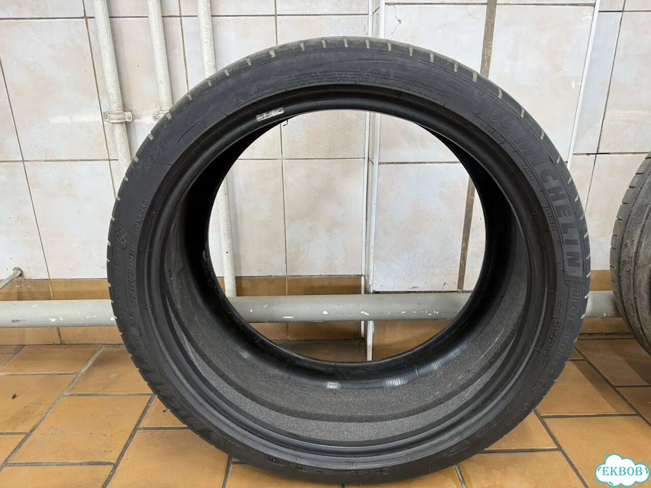 MICHELIN Pilot Sport 4 S Acoustic 275/35 R21 и 315/30 R21 105Y фото 5