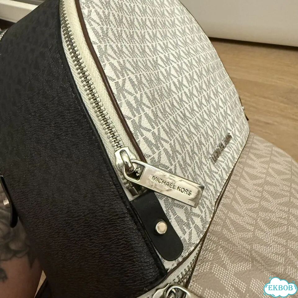 Michael kors рюкзак женский фото 3