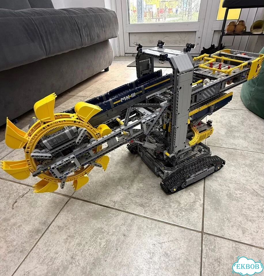 Lego technic 42055 Роторный экскаватор фото 2