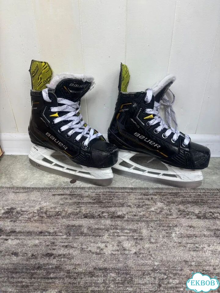 Хоккейные коньки Bauer supreme 11,5d фото 1