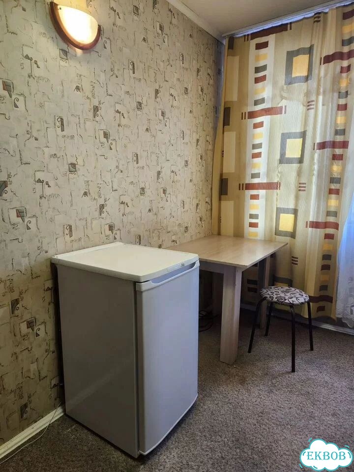 Комната 12 м² в 5-к., 8/9 эт. фото 2